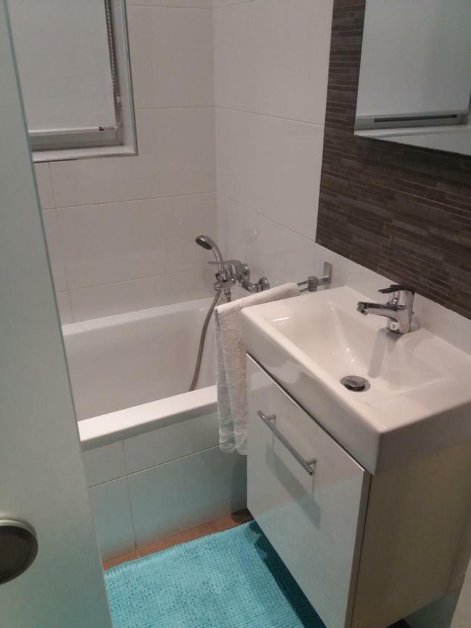 St. Julians Homestay Saint Julian's Bagian luar foto